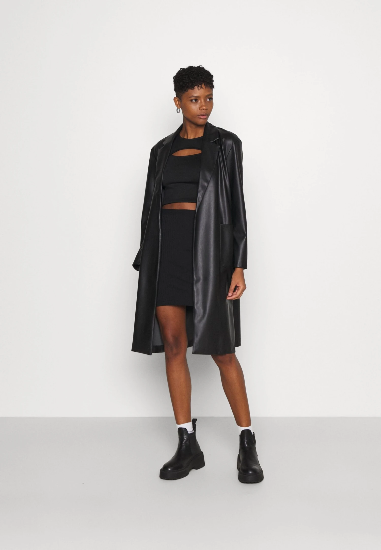 Even&Odd Basic Mini Ribbed Skirt - Kokerrok - Black 4 Even&Odd Basic Mini Ribbed Skirt - Kokerrok - Black - Afbeelding 2