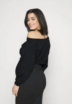 Sweater - Black -Even-Odd Winkel 19ee796fdc1d44b8bc634deb8ffb1f92