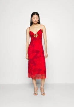 Even&Odd Eo-Ss23-C083-Sj / Strappy All Over Mesh Midi Low V Neck Dress / 302 - Red_917 - Multi-Coloured - Jurk - 302 - Red_917 - Multi-Coloured -Even-Odd Winkel 29dba3531cda45ae9ec80e51081e593a