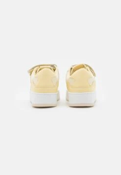 Even&Odd Sneakers Laag - Yellow -Even-Odd Winkel 318d221af9ff4f6b9882e3655bcbbff4