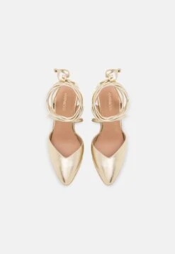 Sandalen Met Plateauzool - Gold -Even-Odd Winkel 39b22c0c70f84f86ae45a29cf7585139