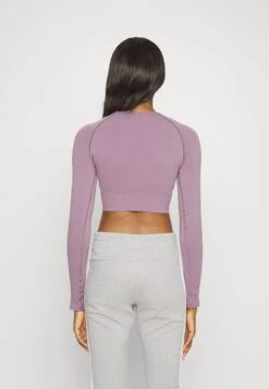 Longsleeve - Dark Purple 11 Longsleeve - Dark Purple -Even-Odd Winkel 3db6a04a95114f4db584e040c6da5ed9