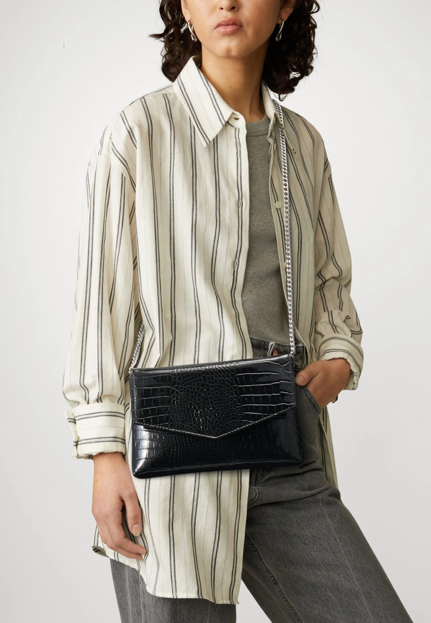 Even&Odd Clutch - Black 3 Even&Odd Clutch - Black