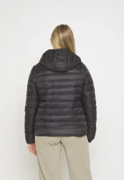 Even&Odd Gewatteerde Jas - Black -Even-Odd Winkel 5a5929b79a324b2493b75df1f522e83a