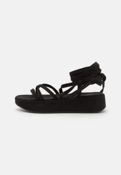Even&Odd Sandalen Met Plateauzool - Black -Even-Odd Winkel 5acbede93db5409a8e61c37105fff4c5