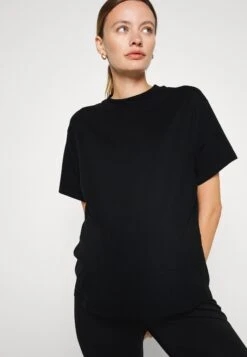 Set - Trainingspak - Black -Even-Odd Winkel 6ef5d128fb4943cda39de1542f8e533f