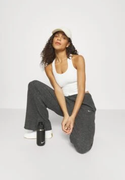 Top - Off-White -Even-Odd Winkel 7c5f2cc8ea51490686b3e836161066ce