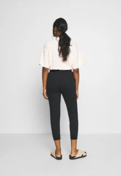 Slim Fit Joggers - Trainingsbroek - Black -Even-Odd Winkel 88357777fae94ec395861c4dd00b57d8