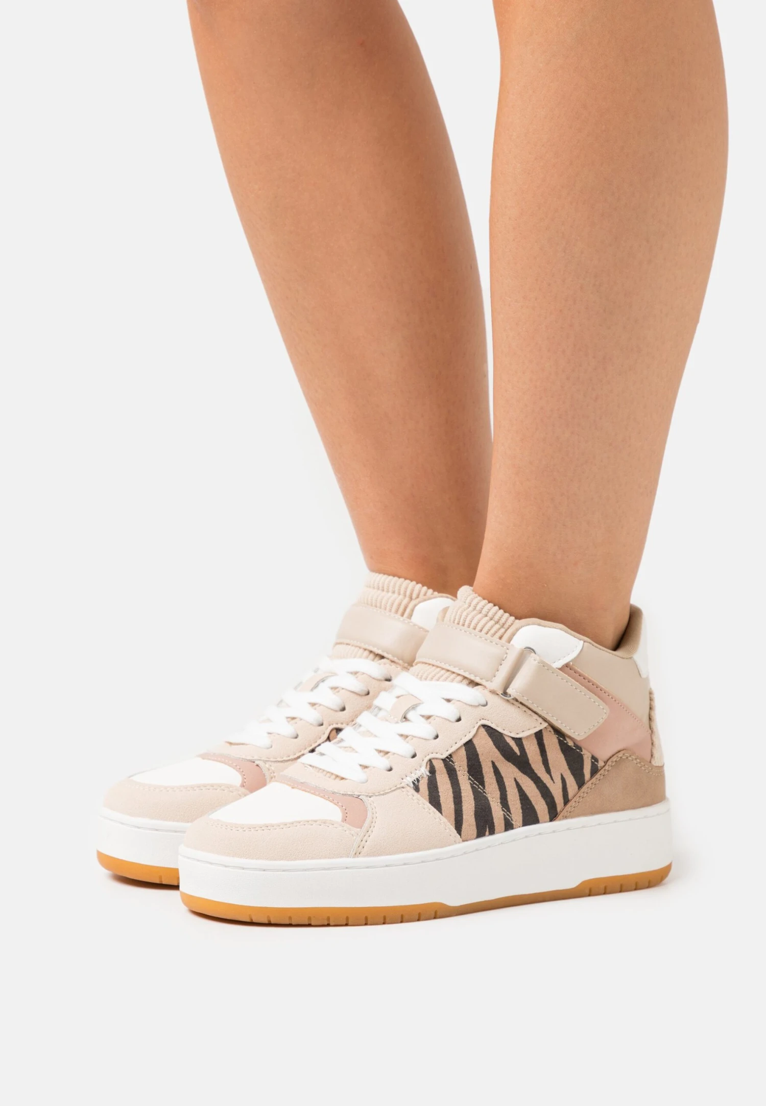 Even&Odd Sneakers Hoog - Beige/White/Light Pink 3 Even&Odd Sneakers Hoog - Beige/White/Light Pink