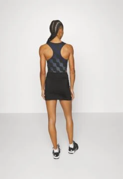 Rokken - Black -Even-Odd Winkel 97d7927e328942d19cd95c6a8072a7a3