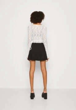 Even&Odd Longsleeve - White -Even-Odd Winkel 9b2d6928d87a477d9aaa20798904c259