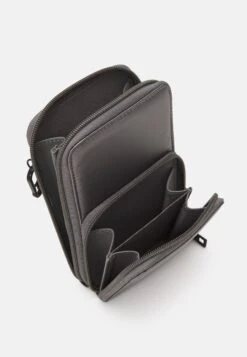 Even&Odd Telefoonhoesje - Grey -Even-Odd Winkel af9d30908fe74c2eb3cfc4f5d57fe71c