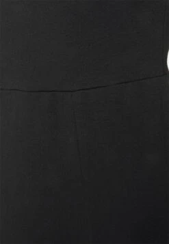 Jerseyjurk - Black -Even-Odd Winkel b1a8eb8d3b3d41ef9ba757507ec84352