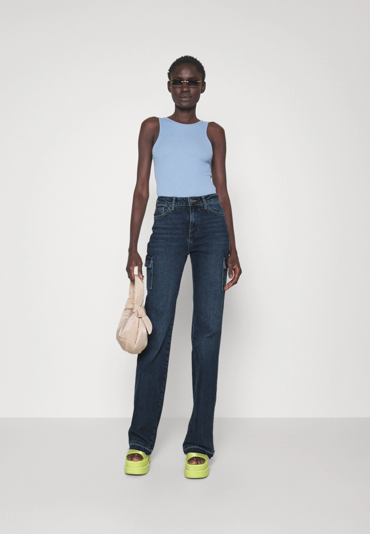 Flared Jeans - Light Blue Denim 4 Flared Jeans - Light Blue Denim - Afbeelding 2