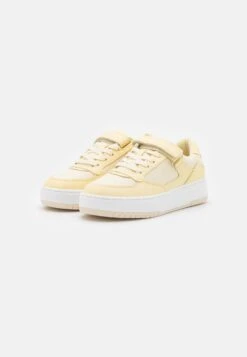 Even&Odd Sneakers Laag - Yellow -Even-Odd Winkel c9c1319710ef42f992bd8e675da8ec0d