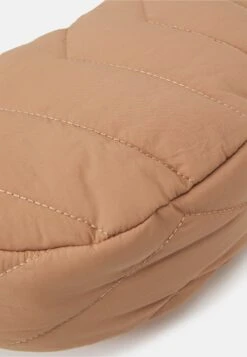 Even&Odd Handtas - Brown -Even-Odd Winkel cd791d81472046fe9d79f113d8d8b03e