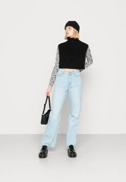 Even&Odd Poncho - Black -Even-Odd Winkel cd98ec35c1714ab08f759cf3645d4f96