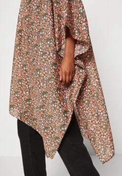 Even&Odd Lichte Jas - Red -Even-Odd Winkel d4a1df55eb0d4c89b0f91c2e39074a50