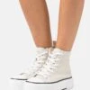 Even&Odd Sneakers Hoog - Beige -Even-Odd Winkel dfe1c5b5374448b3b921abd0d225d5d2