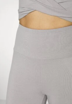 Legging - Taupe 13 Legging - Taupe -Even-Odd Winkel e3d72fd47f594008ad5571dd10b60a2d