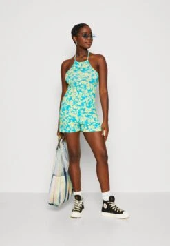 Even-Odd Winkel -Even-Odd Winkel e5b8fa876bd34298b14a1ad39921587d