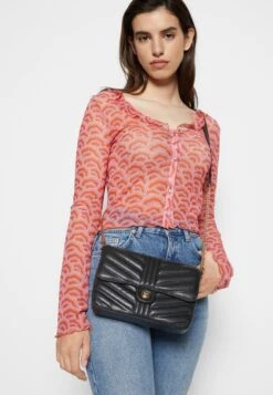 Even&Odd Schoudertas - Black 11 Even&Odd Schoudertas - Black -Even-Odd Winkel e8af4251f143427b98e65eae0e1411bf