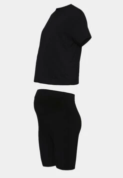 Set - Trainingspak - Black -Even-Odd Winkel e8fc550aa426474692331af9d6ba8038