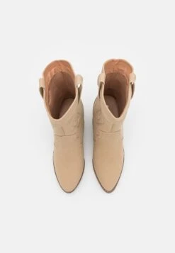 Even&Odd Cowboy-/Bikerlaarsjes - Beige 13 Even&Odd Cowboy-/Bikerlaarsjes - Beige -Even-Odd Winkel f111489ad8e045f19d90d9da72d061b0