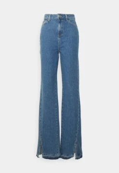 Straight Leg Jeans - Light Blue Denim 10 Straight Leg Jeans - Light Blue Denim -Even-Odd Winkel fc67d3f6fa6a44c582181567eb741f0a