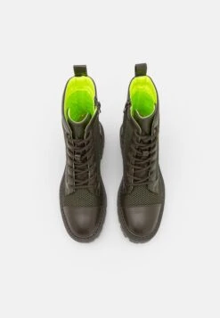 Even&Odd Enkellaarsjes Met Plateauzool - Khaki -Even-Odd Winkel fe9a355f2fb640d7a6388b9fb03014c2